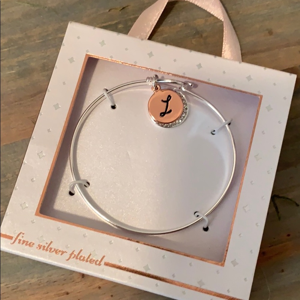 Price Drop!! Silver Plated bracelet NWT